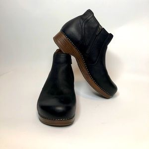 Dansko Barbara Ankle Boot Size 40/US 9.5